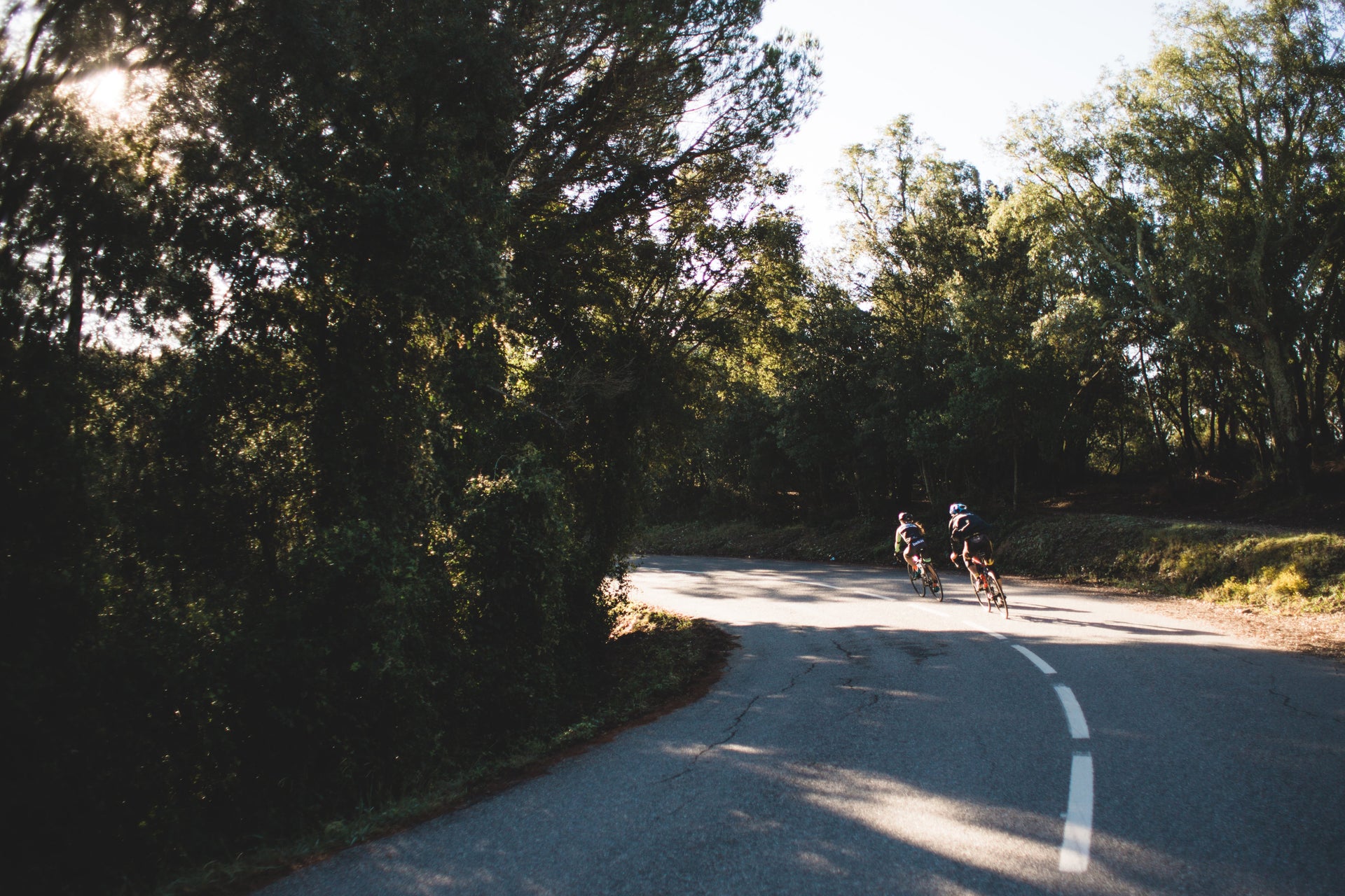 4 Tips for Long-Distance Cycling Help You Make It and Recovery